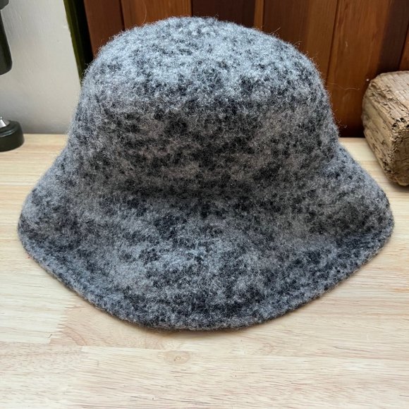 Hand Crafted Wool Felted Hat NWOT - Picture 2 of 3